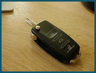 Miami Beach Lock & Locksmith Miami Beach, FL 305-744-5301 - 14-broken-car-key