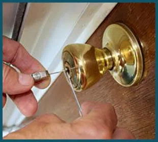 Miami Beach Lock & Locksmith Miami Beach, FL 305-744-5301 - 3-Residential-Lockouts